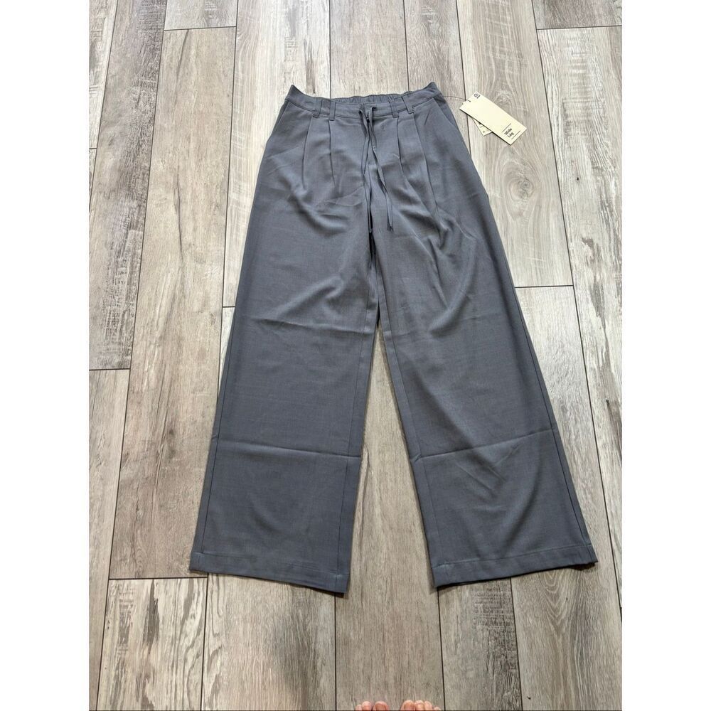 Nobo grey white leg dress/casual pants size XS 0-2